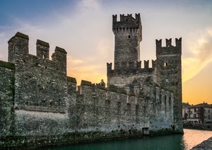 castello, torri, merli, fossato, mura, tramonto, torre, acqua, fiume, cielo