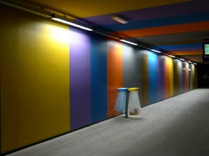 colori, sacchi, luci, giallo, multicolore, corridoio, cestini, due, rifiuti, stazione