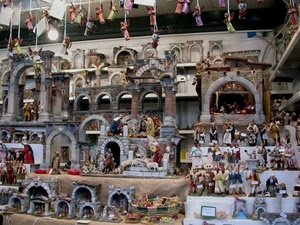 presepe, archi, statuine, angeli, pastori, esposizione, bancarella, pecore, colonne