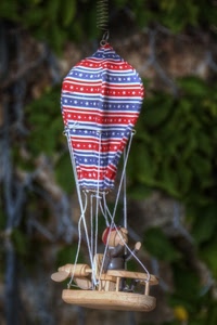 giocattolo, legno, mongolfiera, rosso, pupazzo, fili, molla, blu, colori, appeso, elica