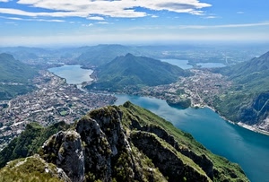 nuvole, montagne, panorama, cielo, laghi, città, azzurro, montagna, acqua, fiume, verde, lago, blu, bianco
