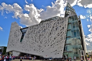 cielo, nuvole, bianco, palazzo, azzurro, persone, vetro, italia, architettura, expo, gente, milano, moderno, vetrate, padiglione
