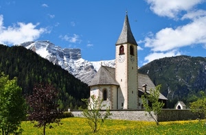 chiesa, campanile, alberi, montagna, verde, montagne, nuvole, prato